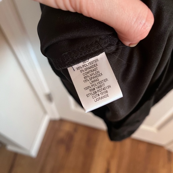 Windsor Dress Size Large NWT black floral mini dress low back - Picture 12 of 12